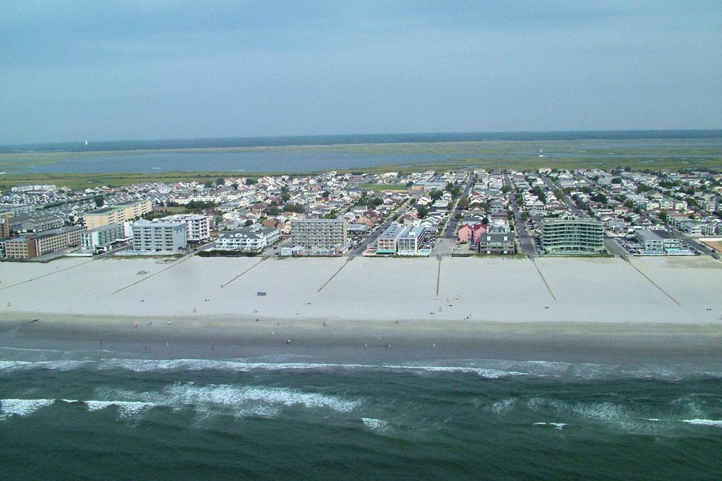 Sandee Diamond Beach