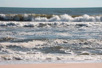 Sandee Gin Beach Photo