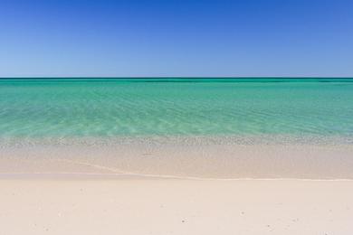 Sandee Cattle Well Beach Photo