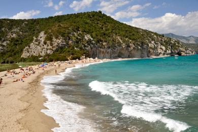 Sandee Spiaggia Di Cala Luna