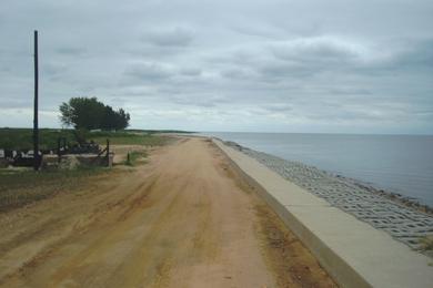 Sandee Sea Breeze Beach Photo