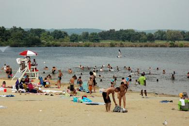 Sandee Round Valley Reservoir Beach Photo