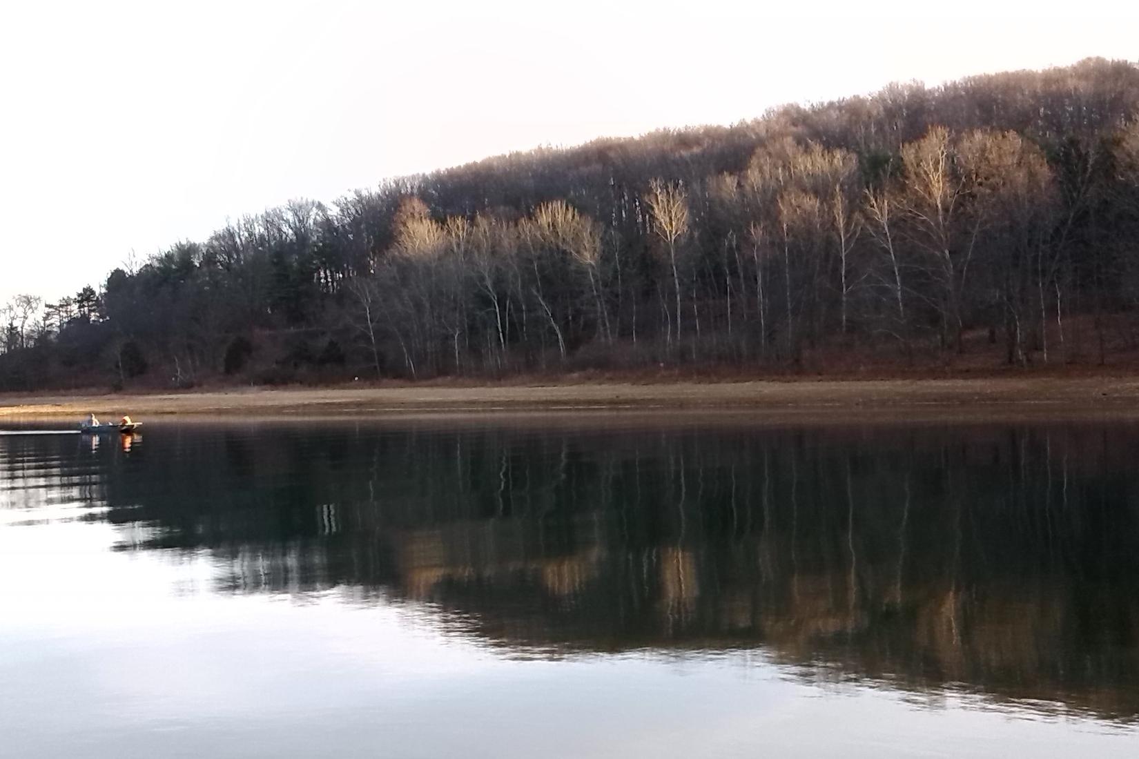 Sandee - Round Valley Reservoir Beach