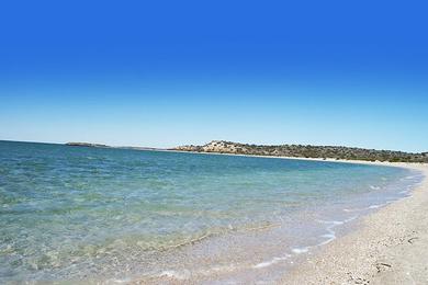 Sandee Three Bays