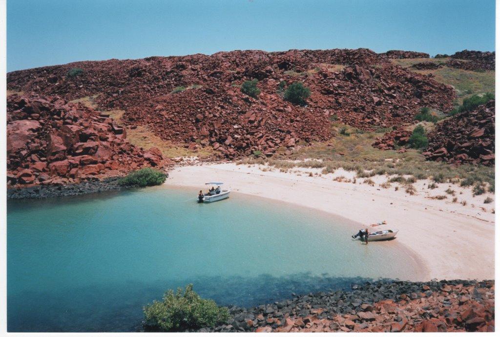 Sandee - East Lewis Island