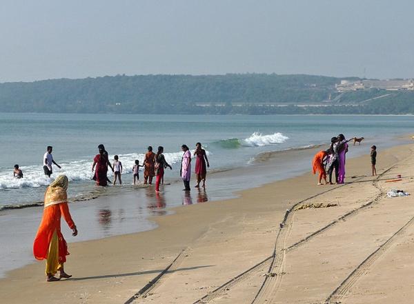 Sandee - Cansaulim Beach