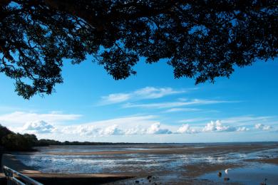 Sandee - Country / Steep Head Island