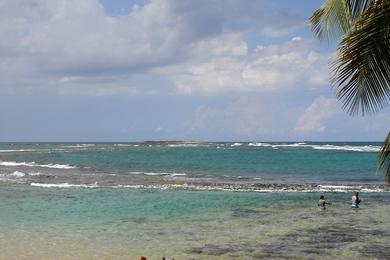Sandee Pinones Beach