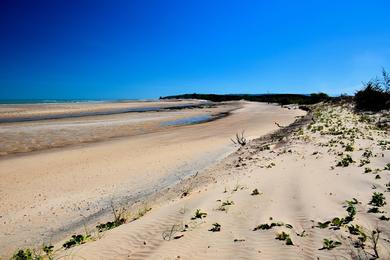 Sandee Tarntippi Beach