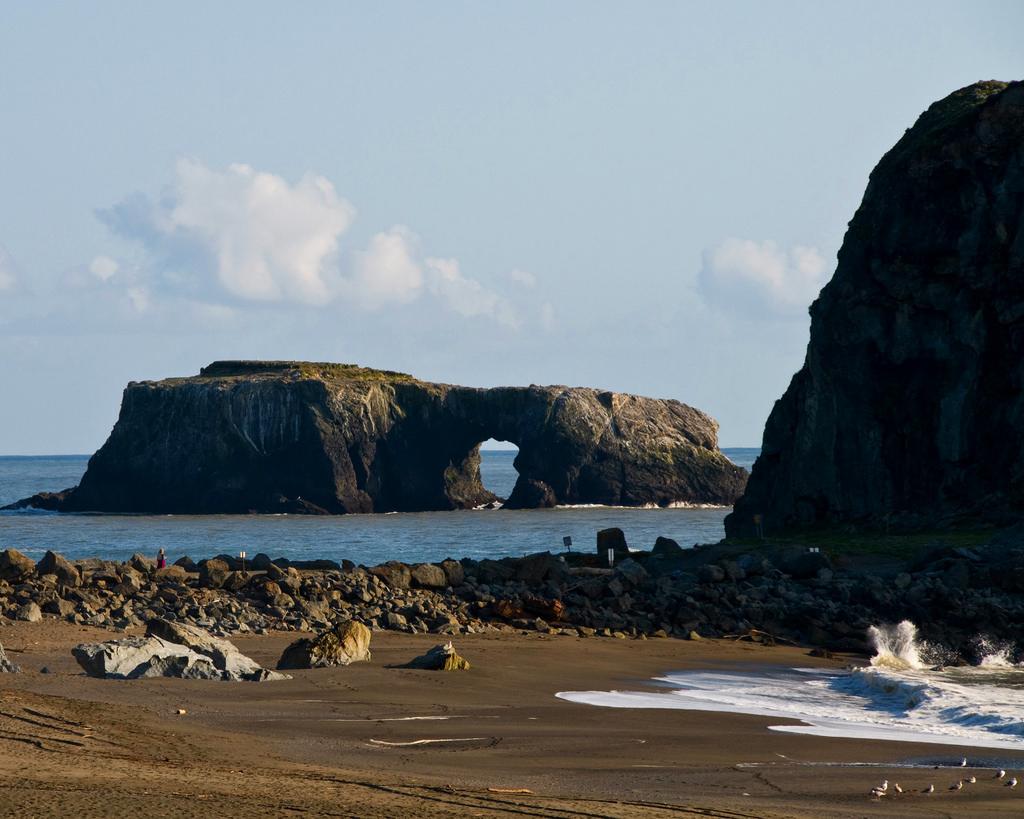 Sandee - Arched Rock Beach