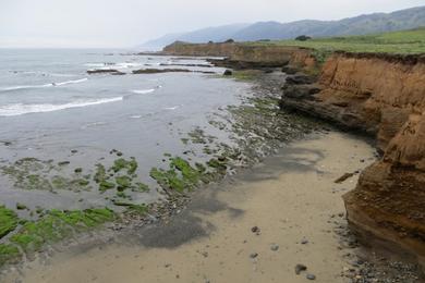 Sandee Point Sierra Nevada Dunes Beach Photo