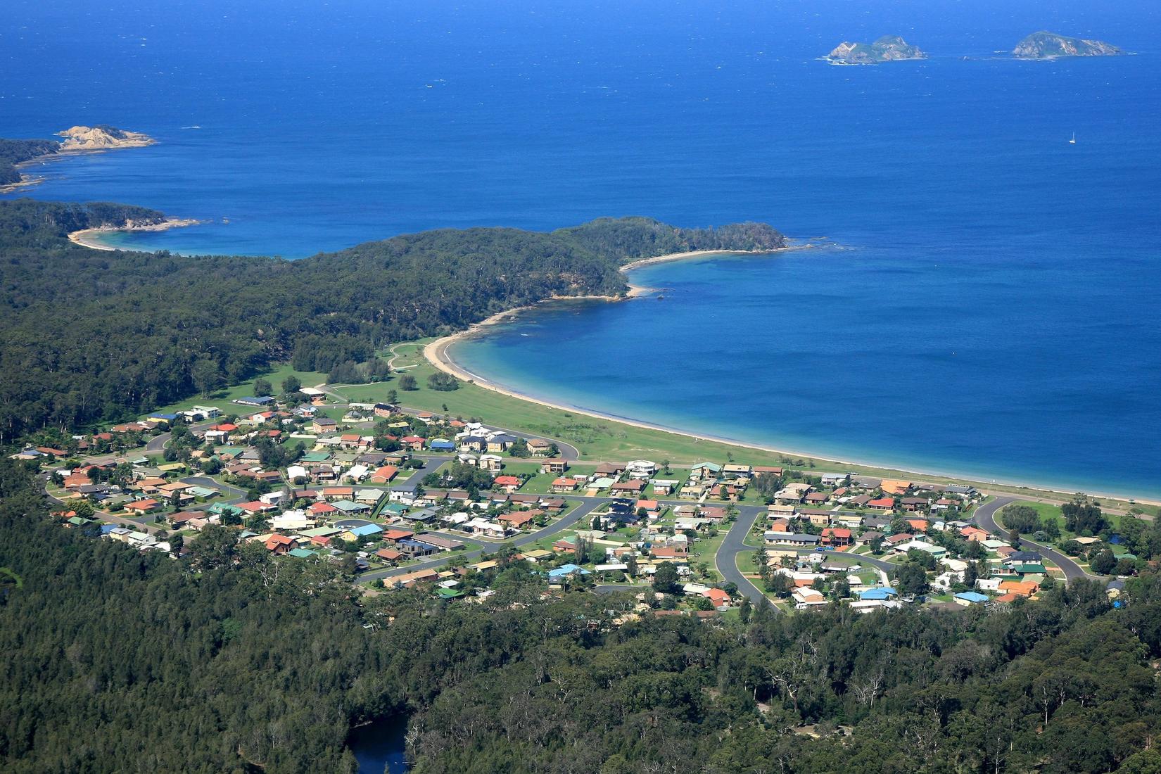 Sandee - Maloneys Beach