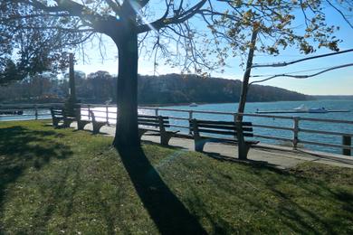 Sandee Centre Island Beach