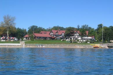 Sandee Larchmont Shore Club