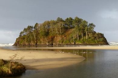 Sandee - Neskowin Beach