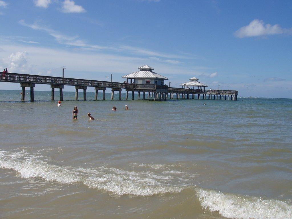 Sandee - Crescent Beach Family Park