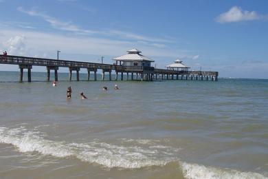 Sandee Crescent Beach Family Park Photo