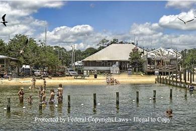 Sandee Pirate's Cove
