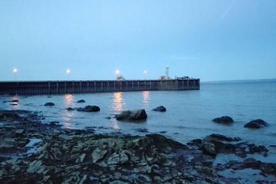 Sandee Ambleside Park Beach