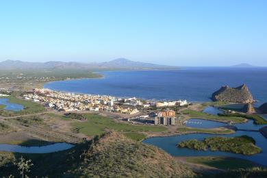 Sandee Loreto Beach