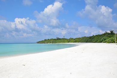 Sandee Hanimaadhoo