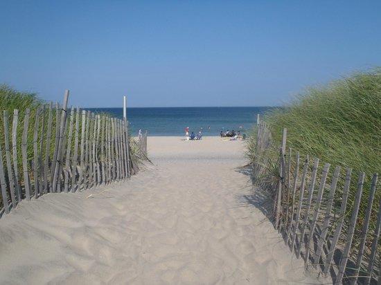 Sandee Mansion Beach