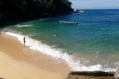 Sandee - Playa Colomitos