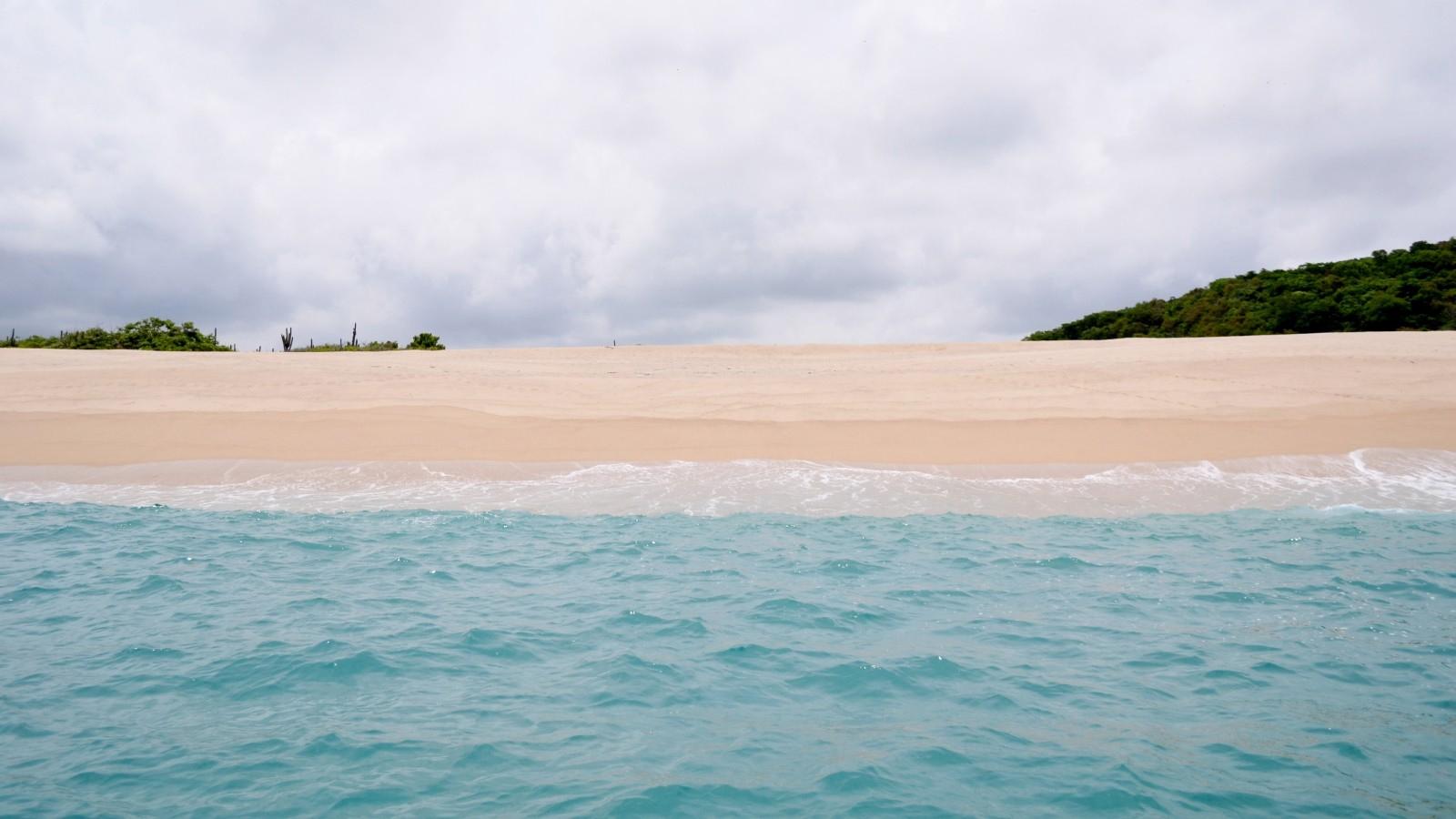 Sandee - Bahia Cacaluta