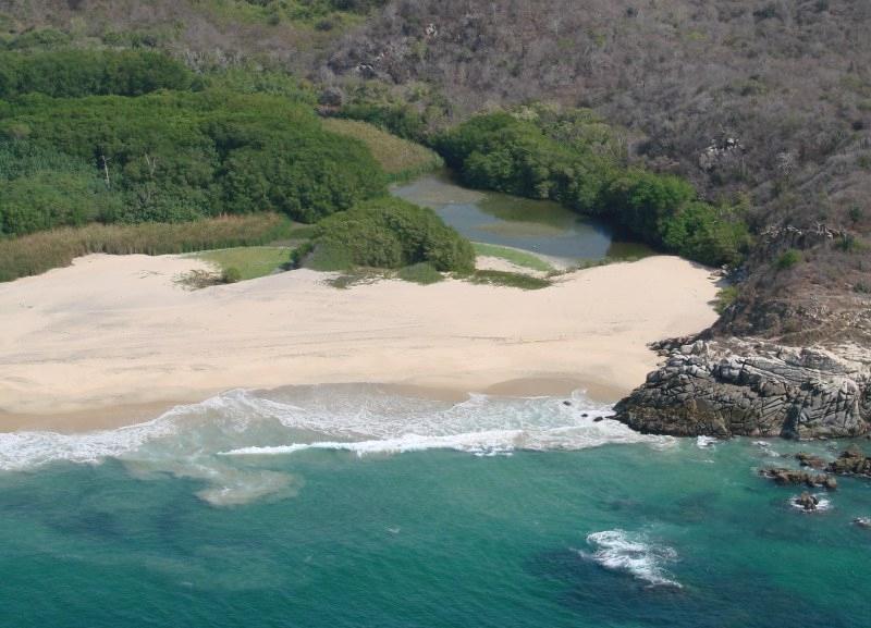 Sandee - Playa Ixtapa