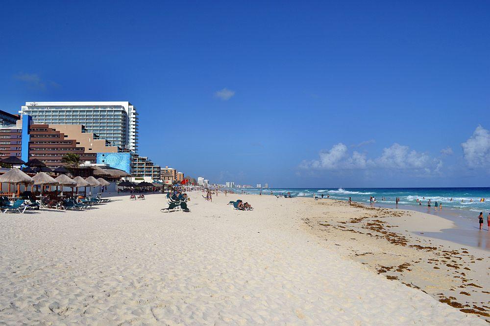 Sandee - Playa Chac Mool