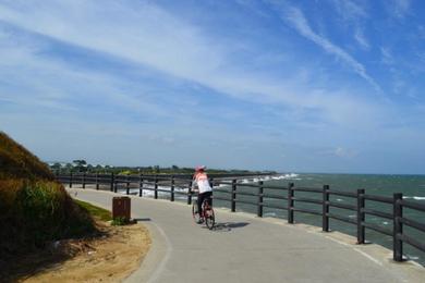 Sandee Zhunan Seaside Forest Park