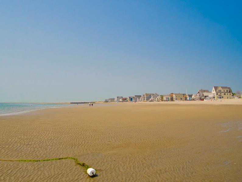 Sandee - Silver Sands State Park Beach