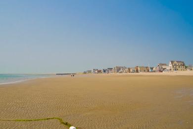 Sandee - Silver Sands State Park Beach