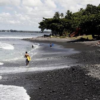 Sandee - Honoli'I Beach Park