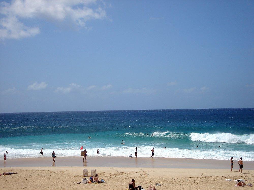 Sandee - Banzai Pipeline