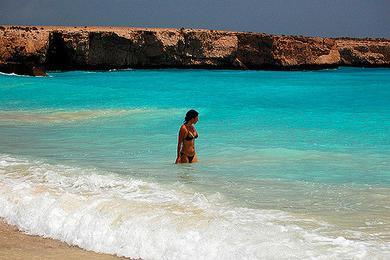 Sandee White Beach