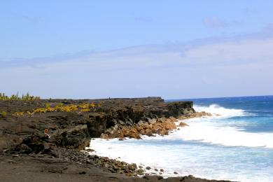 Sandee Kaimu Beach Park Photo