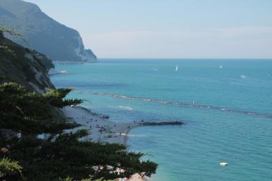 Sandee Spiaggia Di Numana Alta