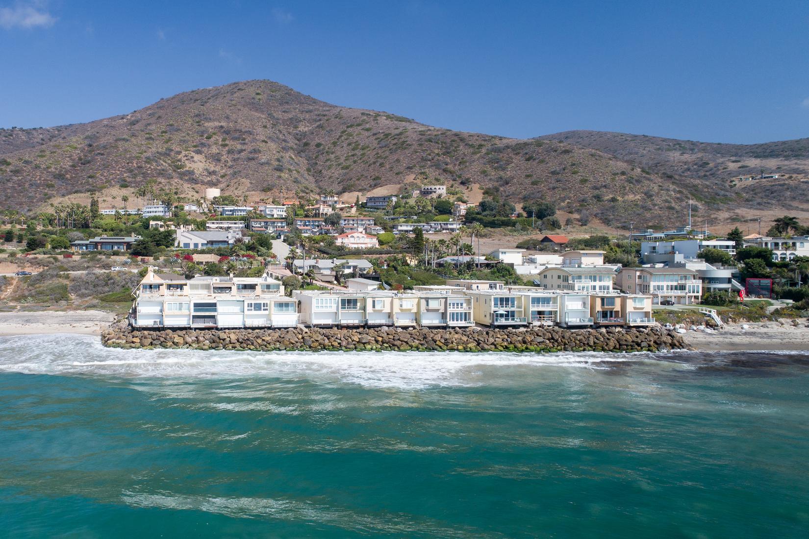 Sandee - Leo Carrillo State Park - County Line Beach