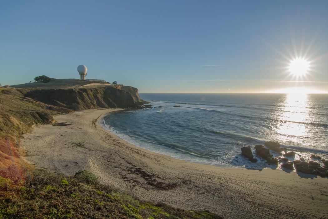 Sandee Pillar Point Harbor Beach Photo