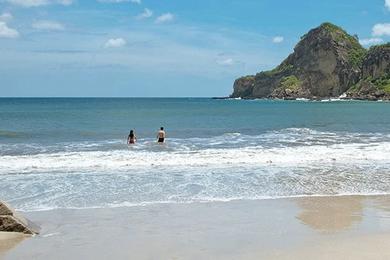 Sandee - Playa La Redonda