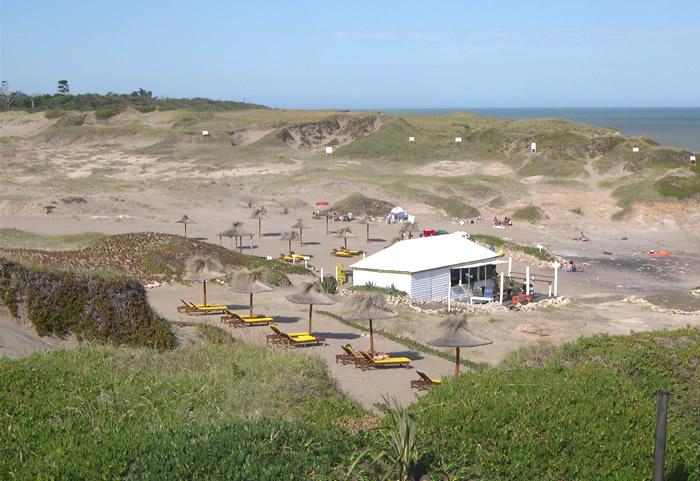 Sandee - Playa Escondida