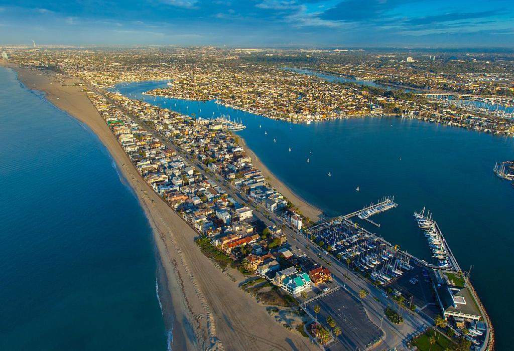 Sandee Peninsula Beach