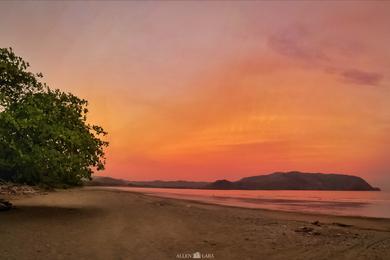 Sandee - Playa Tambor