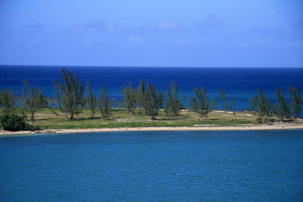 Sandee - Mahee Bay Beach