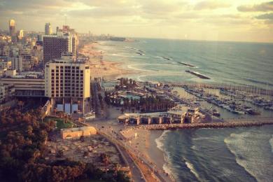 Sandee Hilton Beach Tel-Aviv Photo