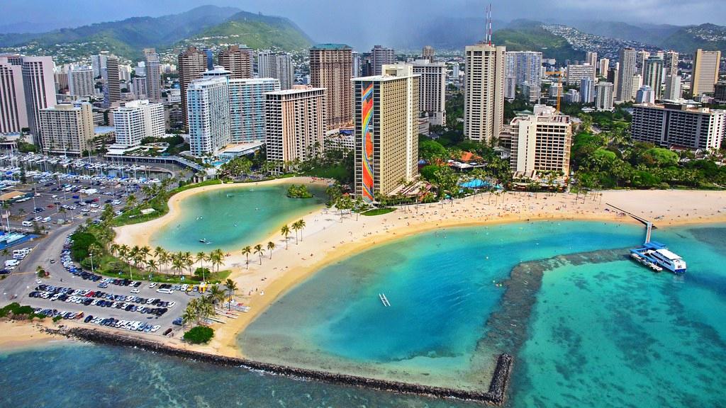 Sandee - Waikiki Beach