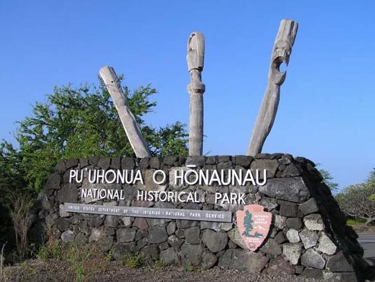 Sandee - Puuhonua O Honaunau National Historical Park