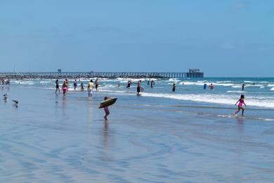 Sandee Breakwater Way Beach Photo