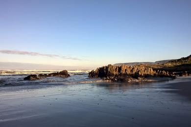 Sandee - Grotto Beach